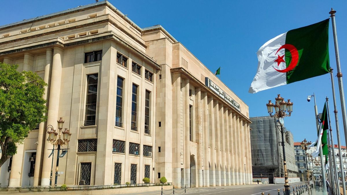 L'Algérie demande à ses ressortissants en situation « irrégulière » à l'étranger de rentrer au pays, sauf les criminels et les trafiquants de drogue