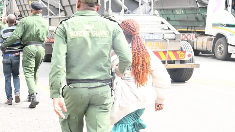 SA, Botswana consider relocating Groblersbrug border post as Beitbridge traffic shifts fuel congestion