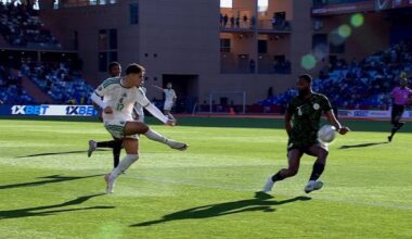 la main non sifflée d'Ajayi dans la surface qui va faire beaucoup parler