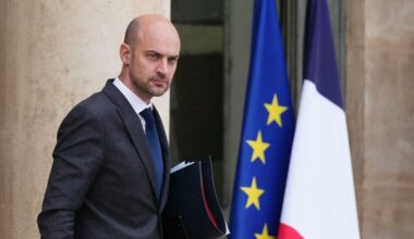 Paris déplore "une initiative manifestement hostile" après l'adoption par l'Algérie d'une loi criminalisant la colonisation française