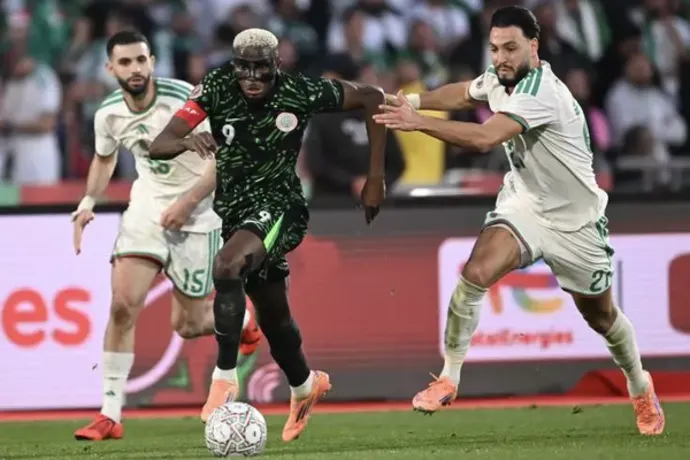 Le Nigeria, trop fort pour l'Algérie, défiera le Maroc en demi-finale