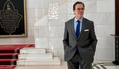 Paris et Alger se reparlent mais la fracture reste profonde !