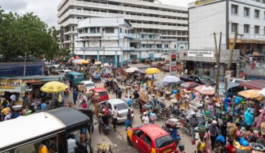 Ghana Cuts Key Rate to 2022 Low as Inflation Seen in Target