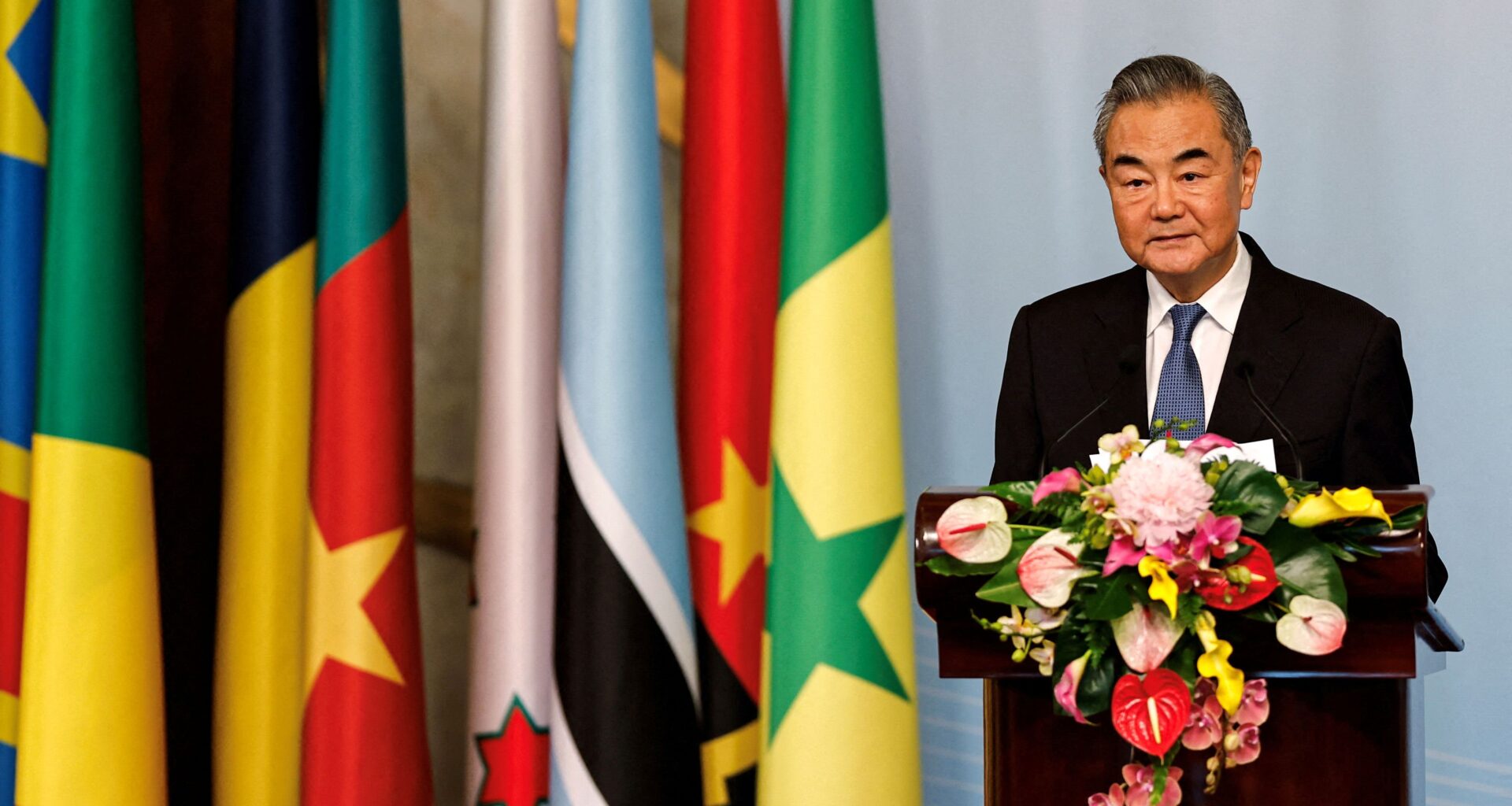 China's top diplomat meets Ethiopian PM, pledges deeper cooperation