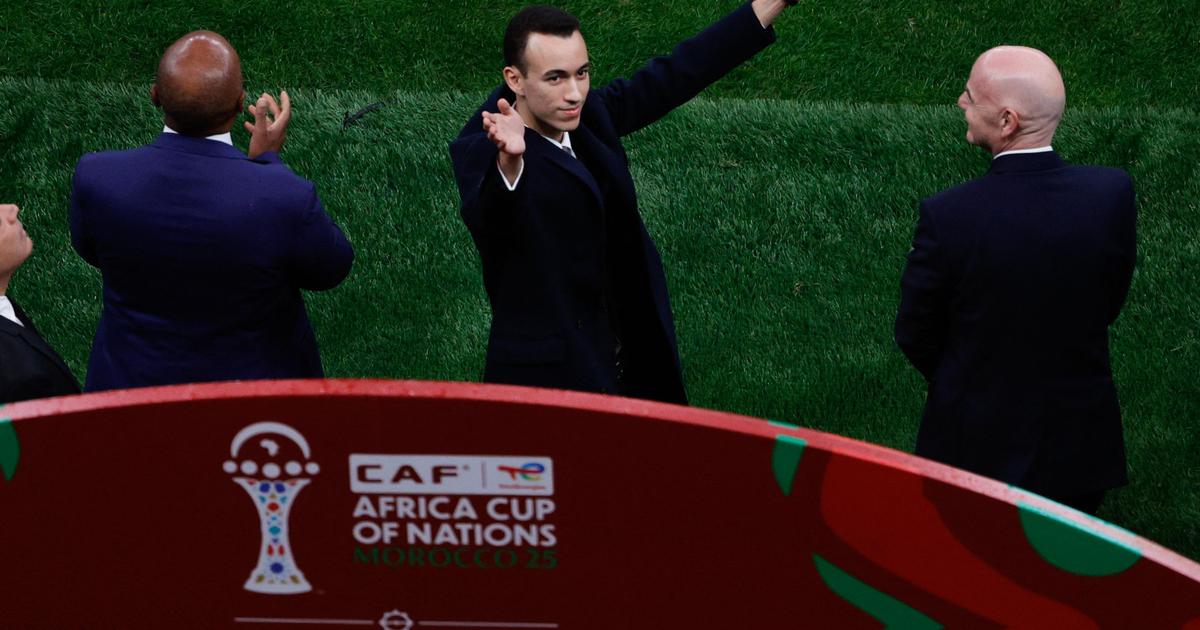 Au Maroc, la CAN acte une “transition” entre Mohammed VI et le futur Hassan III