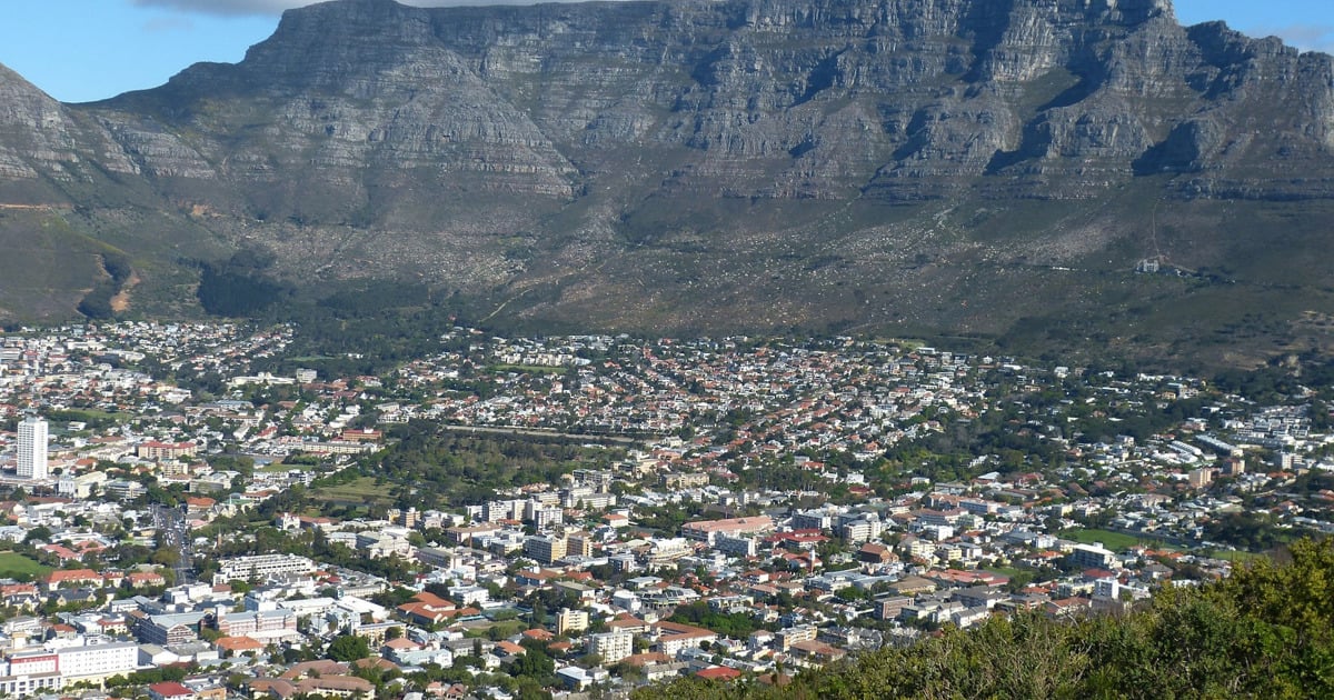 Base jumper falls to his demise on Table Mountain