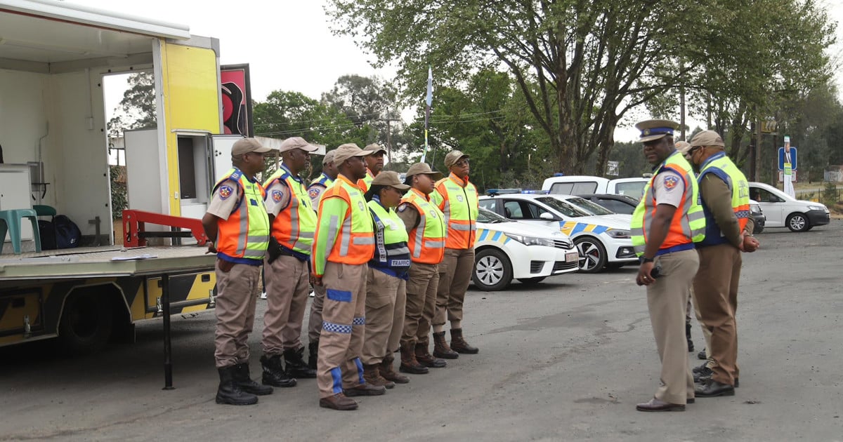 Police officer among two arrested with heavy cache of firearms in KZN