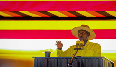 Uganda: Crackdown, internet blackout ahead of vote