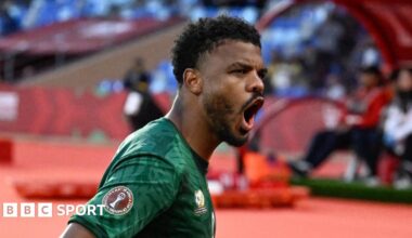 Afcon 2025: Lyle Foster scores as South Africa beat Zimbabwe 3-2 to reach last 16