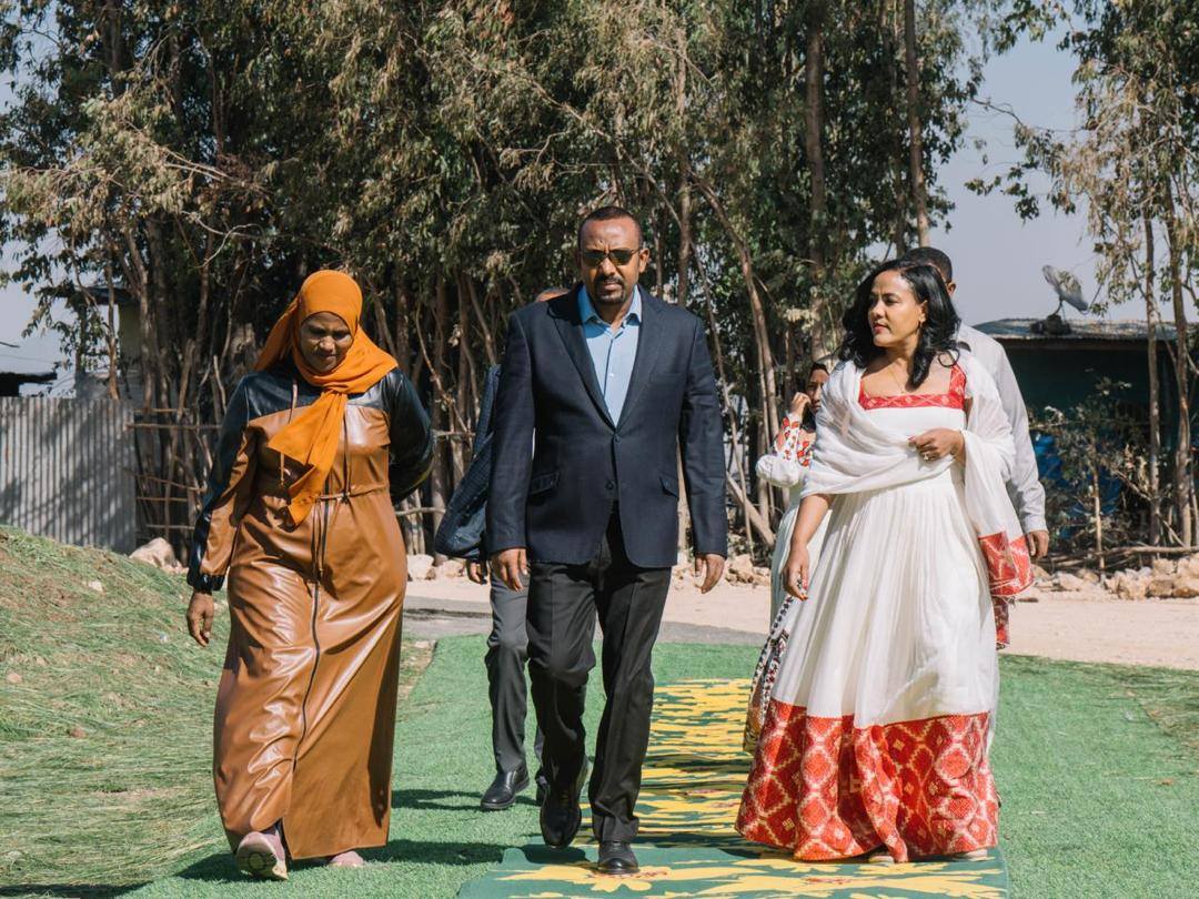 Premier Inaugurates Integrated Tulu Arara Model Village to Boost Rainy Season Charity Program - ENA English