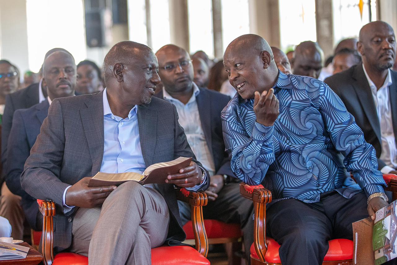 [PHOTOS] Ruto attends church service in Othaya