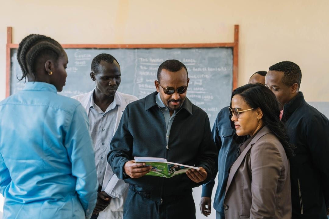 Premier, First Lady Mark Major Educational Milestone with New School Handover in South West Ethiopia - ENA English