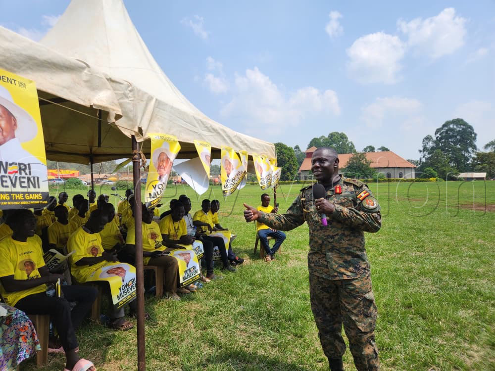 Brig. Gen. Omero Tingira Irumba Ateenyi, the National security task force cluster head for kikuube district warned youth against being used by politicians to engage in election-related violence. (Photo by Peter Abaanabasazi)