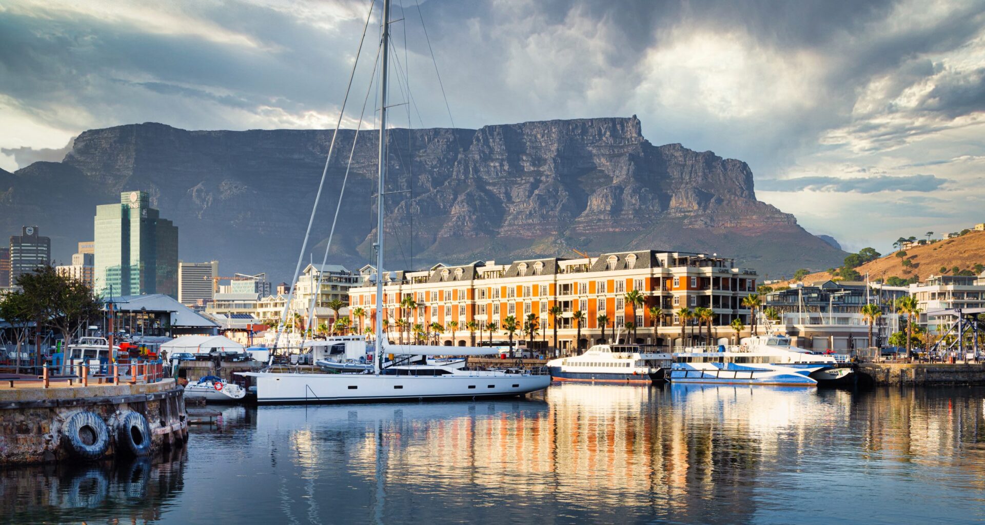 South Africa Hospitality Market: Luxury Expansion, Digital Booking & Growth Outlook