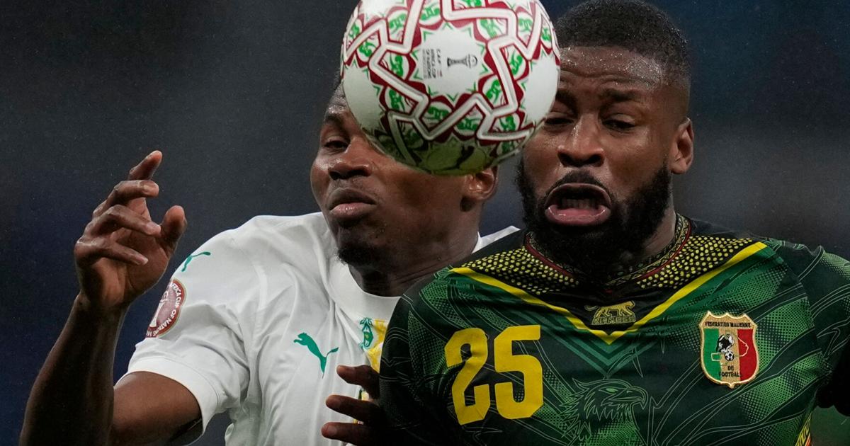 Senegal edges 10-man Mali to book Africa Cup semifinal | National Sports
