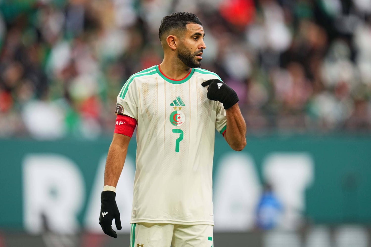 Nigeria : un choc dans un contexte bien particulier, compos et chaîne TV