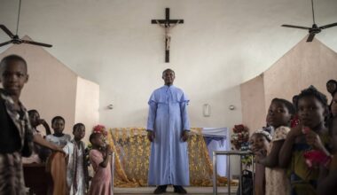 Nigeria police in u-turn, admit worshippers kidnapped