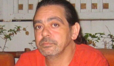 L’Humeur : Vendre des cravates sous le menton