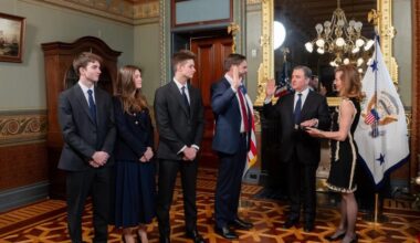 Le nouvel ambassadeur américain au Maroc prête serment devant le vice-Président des Etats-Unis J.D Vance