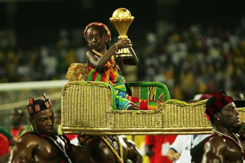 CAN 2025 Résumé des demi-finales : le Sénégal élimine l'Egypte 1 - 0 et le Maroc se qualifie aux tirs au but 4 - 2 contre le Nigeria.