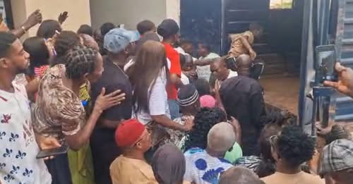 Anti-kidnapping protesters