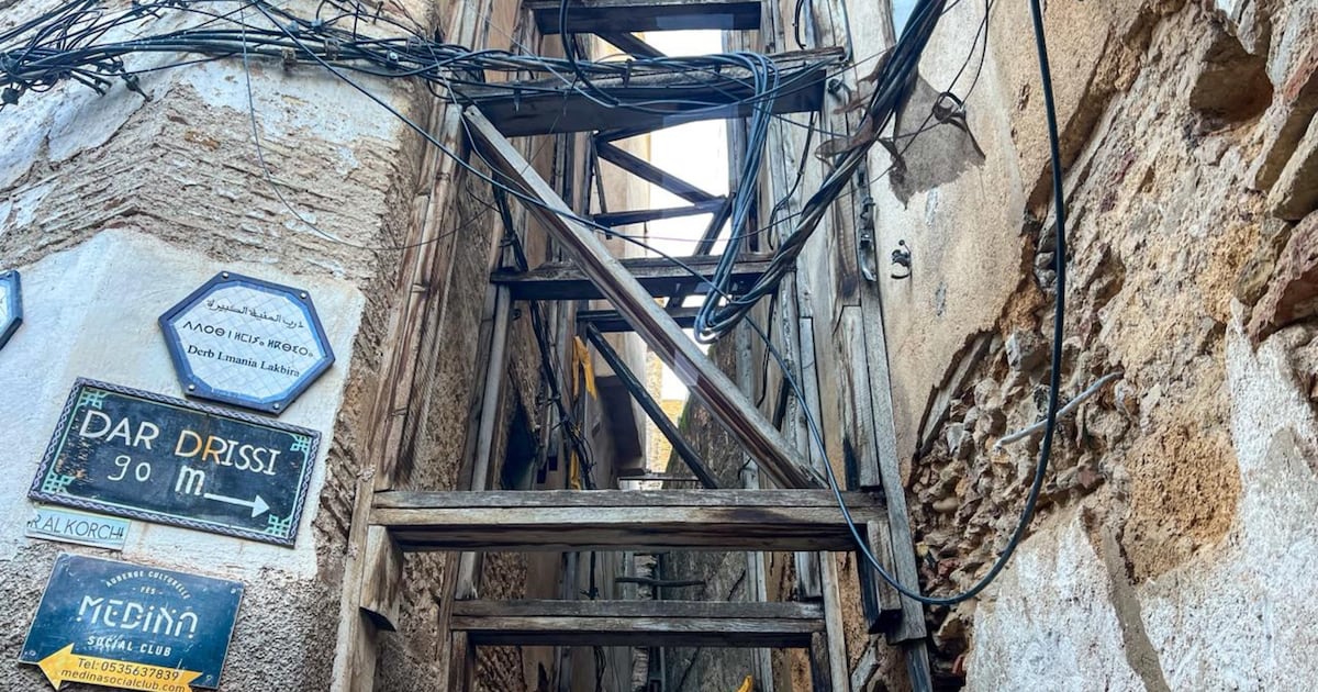 Fès: l’état des bâtiments menaçant ruine inquiète de plus en plus les habitants de l’ancienne médina