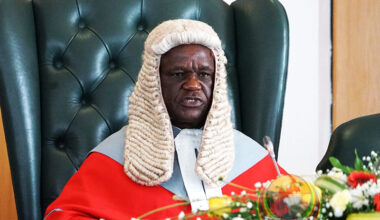 Zimbabwe judiciary warns of crippling staff shortages
