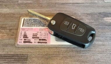 Are there new drivers licence requirements for the elderly? Here's what you need to know