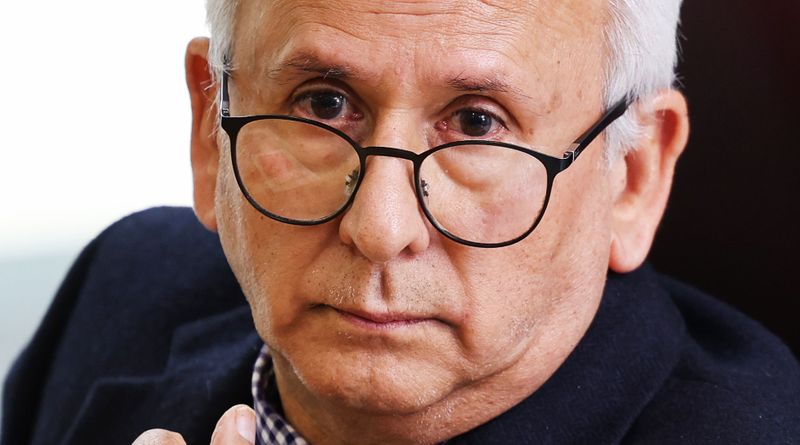 Acting Police Minister Firoz Cachalia does not believe the police are equipped to effectively combat organised crime and violent gangs. Speaking at a stakeholder engagement in Nelson Mandela Bay, he made it clear that the police would have to evolve and would need better cooperation with government entities and communities, to fight against crime syndicates. (Photo: Gallo Images / Luba Lesolle)