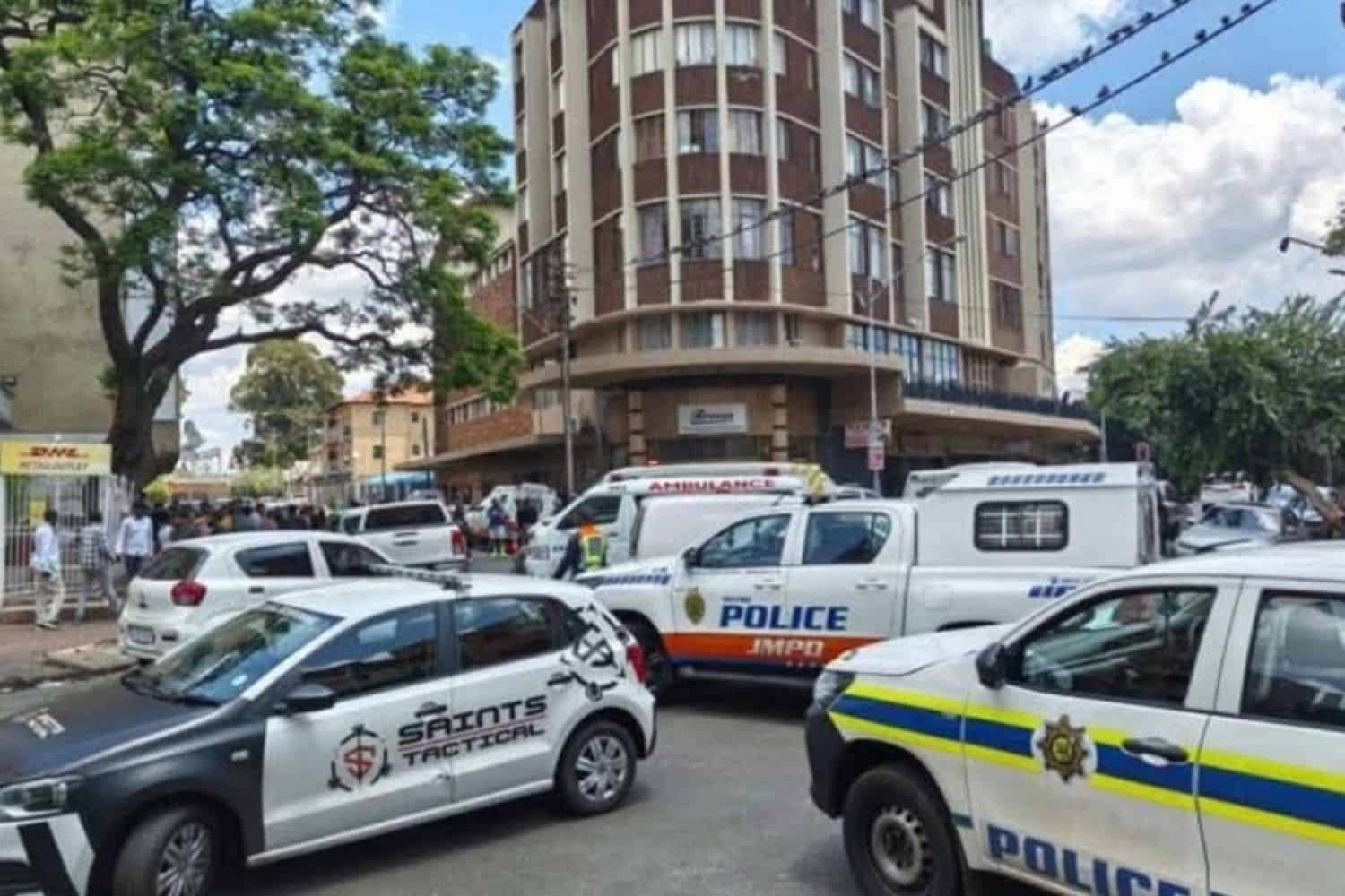Baby fighting for life in hospital, father dead in Fordsburg shooting