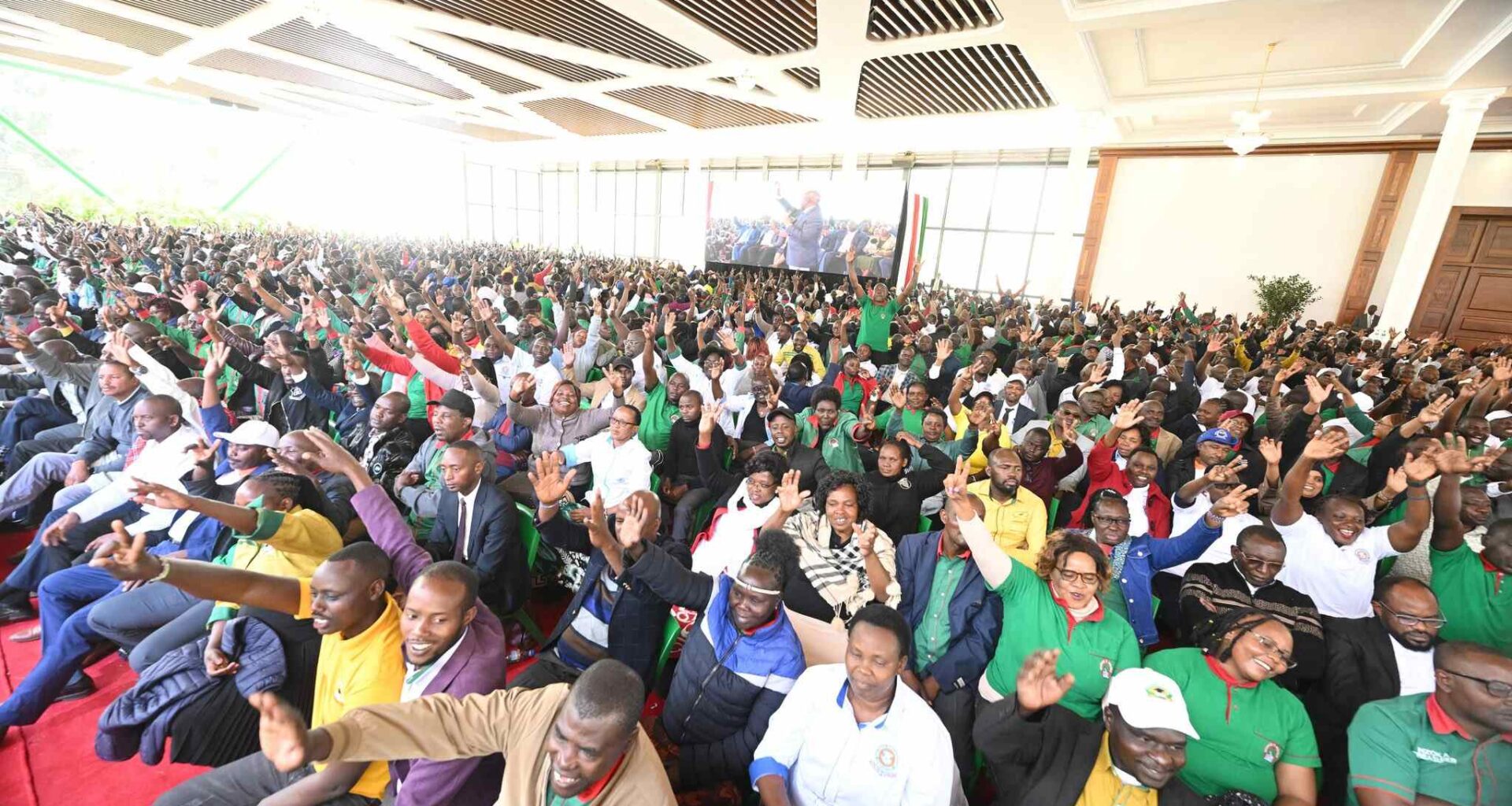 100,000 teachers employed since 2023