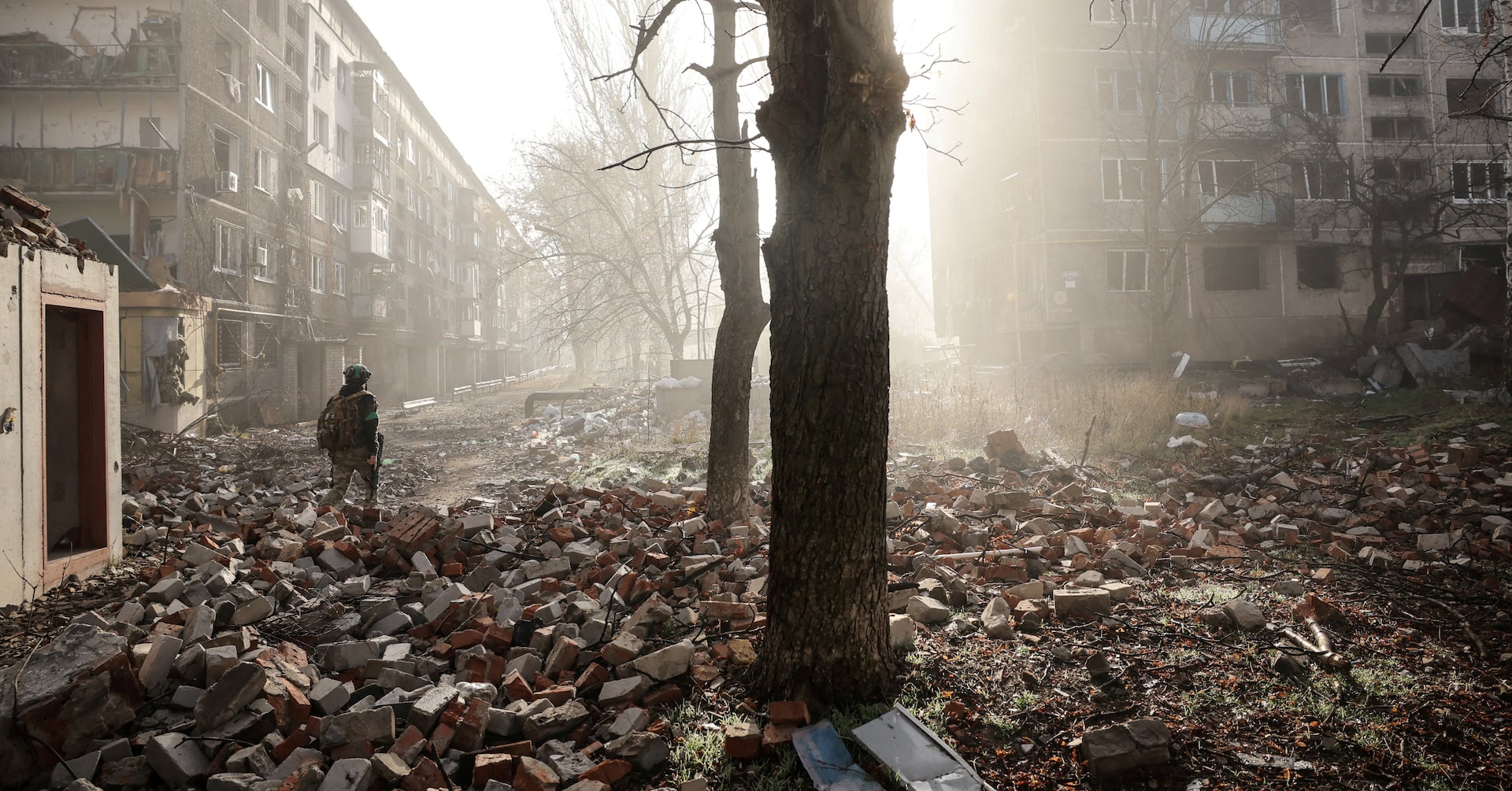 South Africans who say they were scammed into joining Russia's war in Ukraine dig trenches, dodge bullets