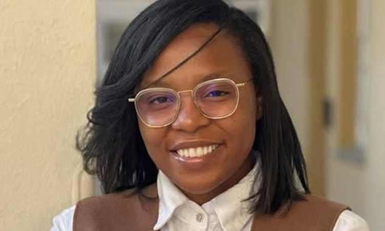 Agribank told to halt farm auctions as land reform debt traps farmers - Top Story 2