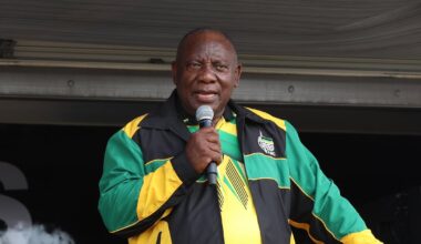 Residents confront Ramaphosa with dire state of services