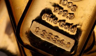 Caledonia plans to spend $132 million on Zimbabwe's biggest gold mine this year