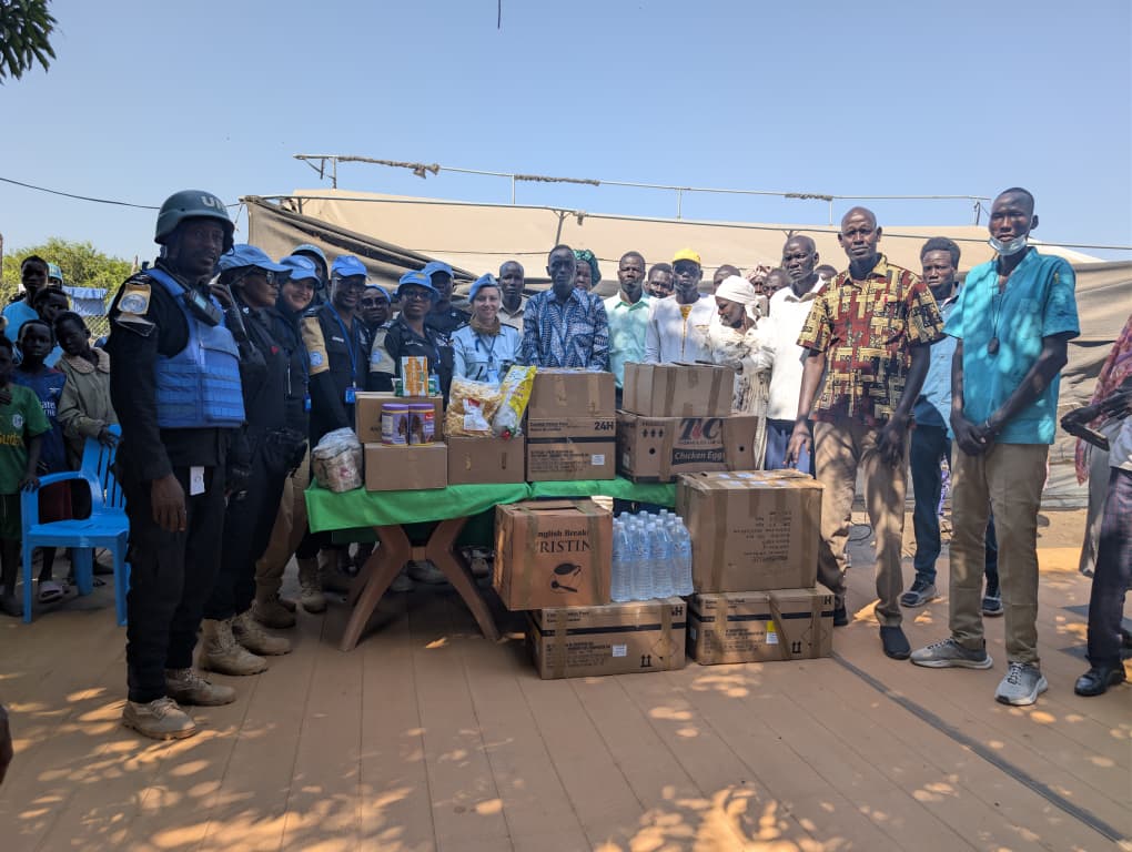 Ghana police deliver medical aid to South Sudan hospital 
