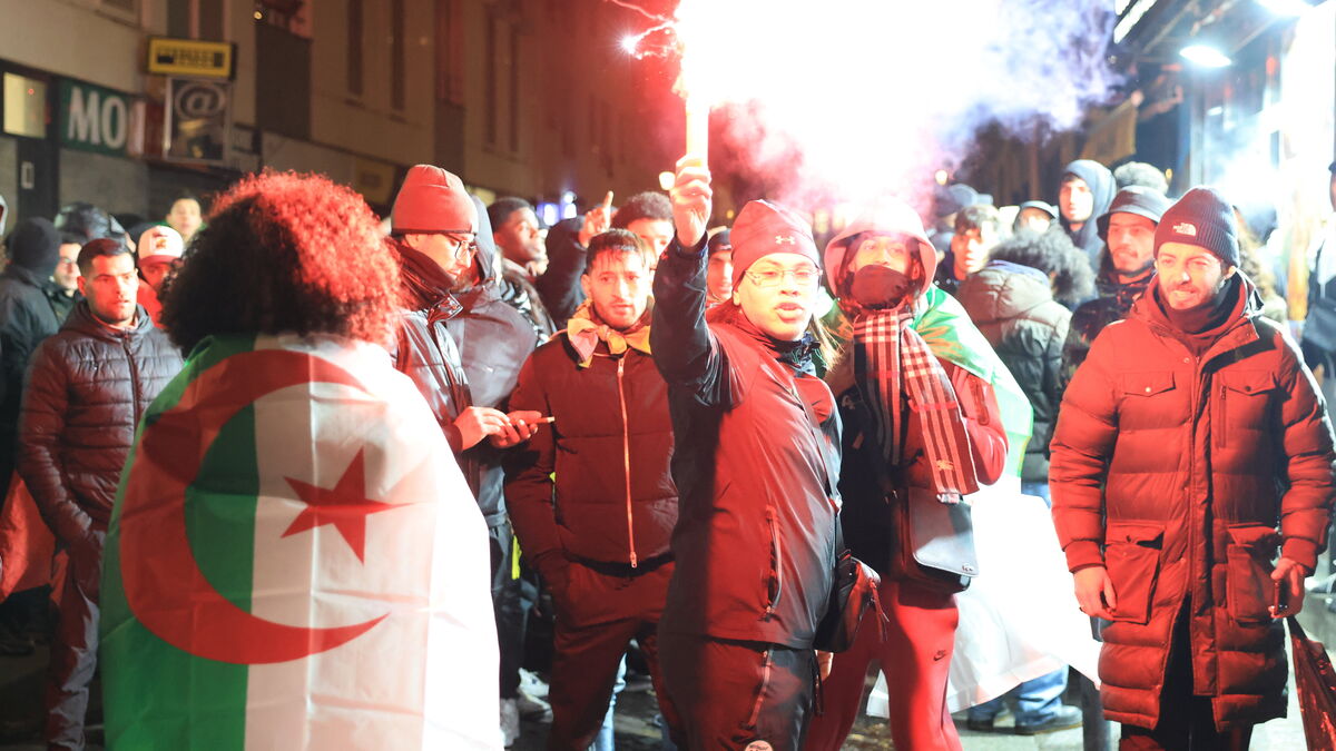 « Être Algérien, ça se célèbre » : malgré l’élimination de la CAN, les supporters des Fennecs enflamment Barbès