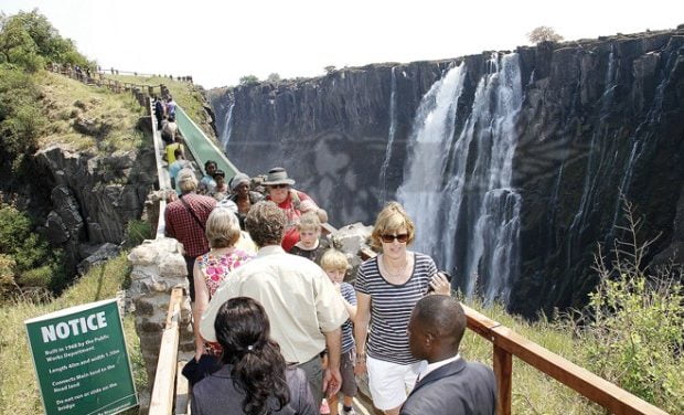 American tourist dies at Victoria Falls – Zambia: News Diggers!