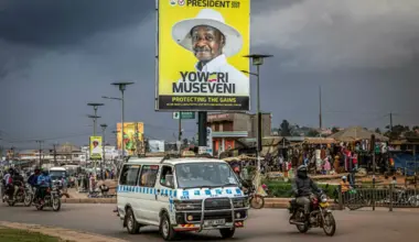 Uganda votes as Museveni poised to extend 40-year rule