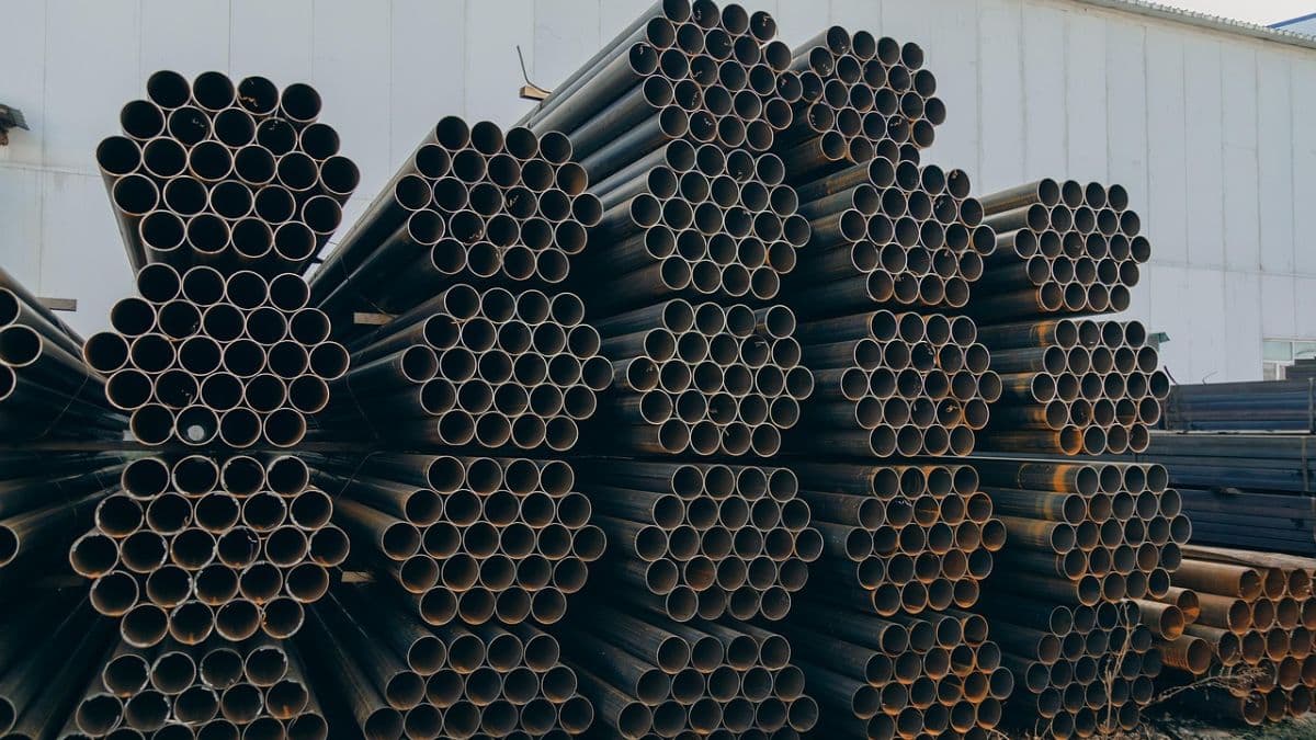 L’Algérie lance sa première exportation d&rsquo;acier de 2026 vers quatre pays