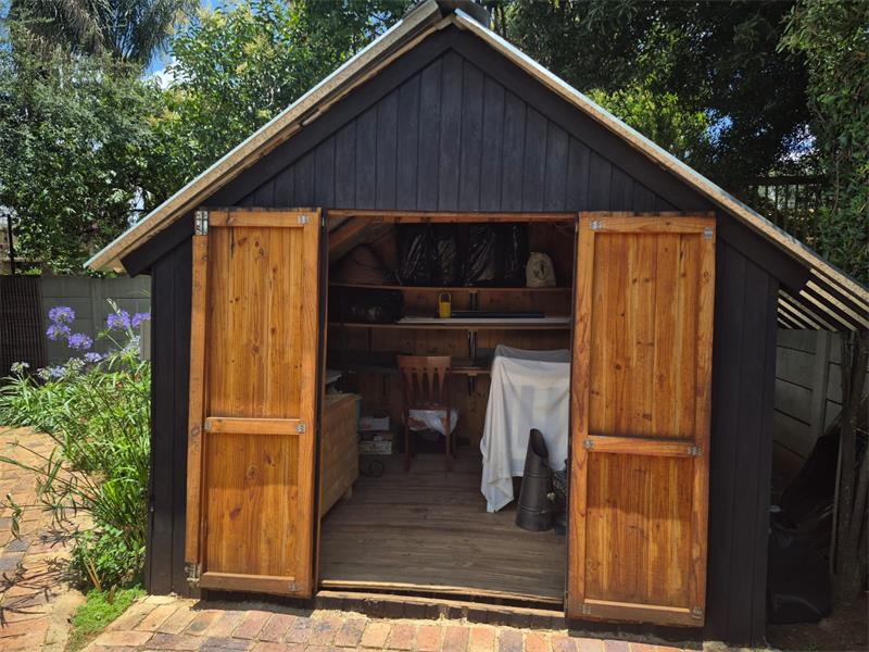 EMPD finds live ammunition and explosives at Lakefield guest house