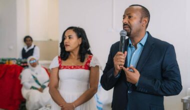 PM Abiy, First Lady Zinash Share Holiday Meal with Students of Sheikha Fatima Bint Mubarak School for Blind - ENA English