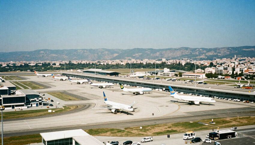 Freepik__35mm-film-photography-a 18 - travel and tour world