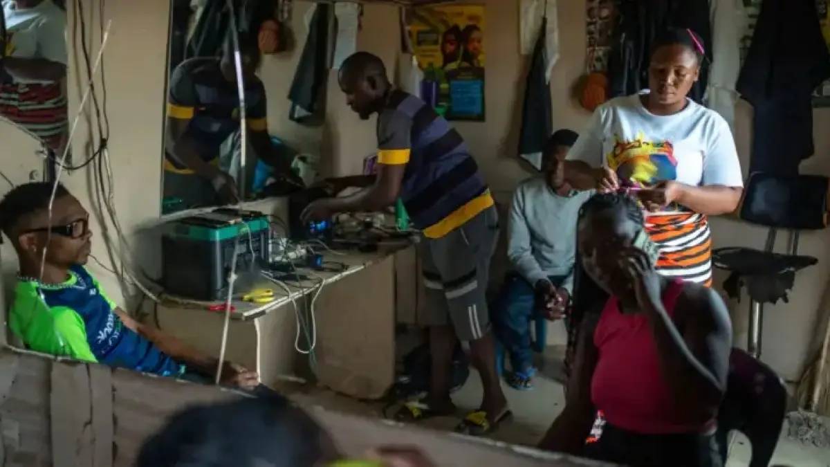 $2 Rental Batteries Empower South Africa’s Energy Needs