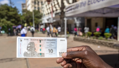 Zimbabwe’s currency hits strongest level against dollar since January on gold gains and reserve build-up