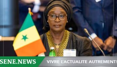 Yassine Fall, Ministre de la Justice, face à la presse