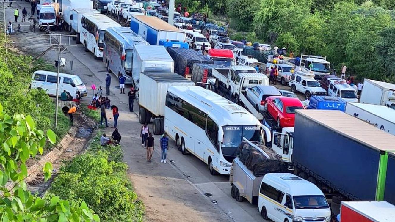 Festive Travel Peak Sees Beitbridge Border Process Surge of Buses and Travellers