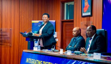 Government dismisses fears of teachers losing jobs to technology