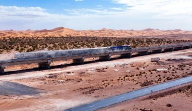 Algérie : la date de mise en service du train Gara Djebilet – Béchar fixée