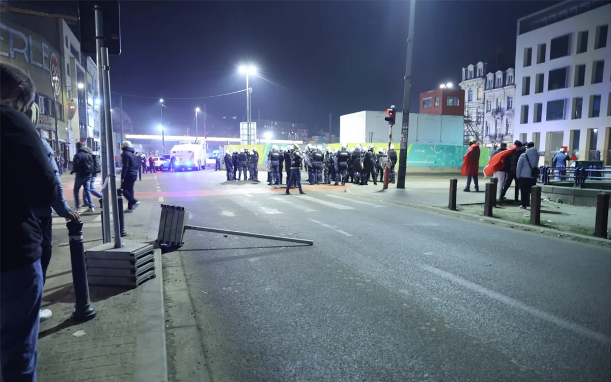 une station de métro fermée à Bruxelles après la victoire